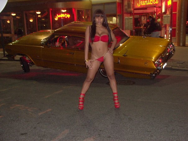 Rosa_acosta_bikini_street_atlnightspots_models_atlanta_clubs