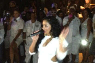 @missmya winning the crowd