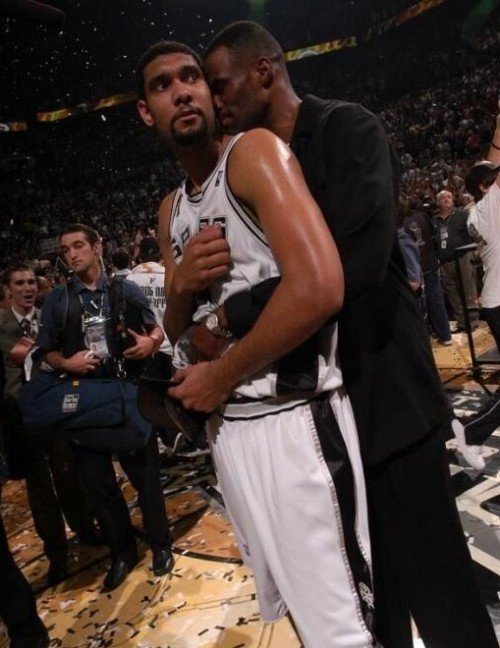 Tim Duncan Is Gay 6