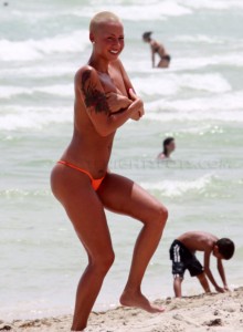 kanye-amber-rose-bikini-topless-atlnightspots