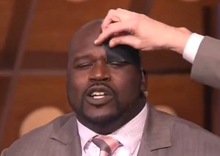 shaq-duct-tape-eyebrows