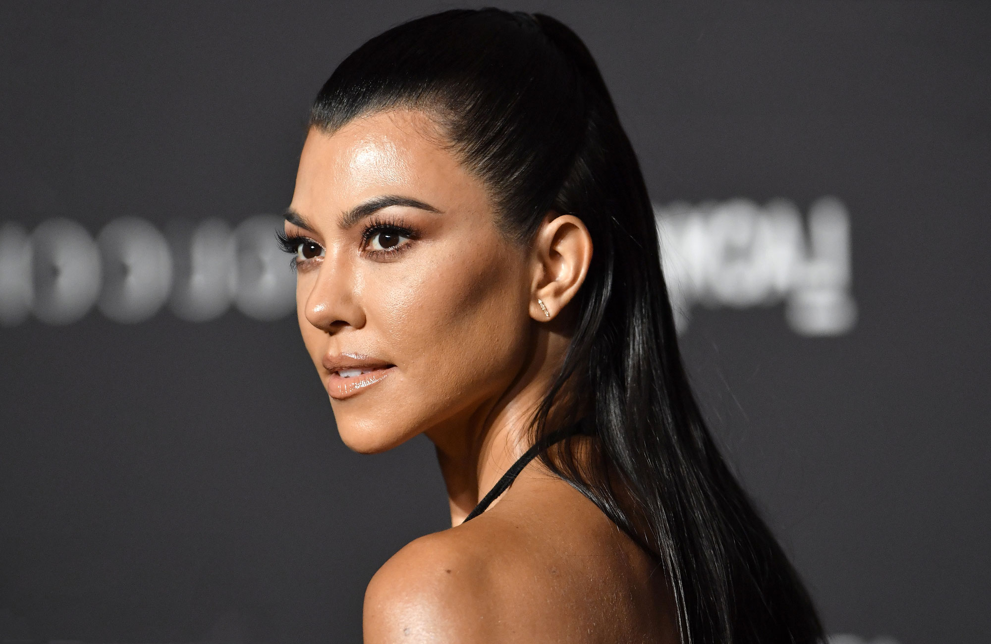 Kourtney Kardashian Net Worth 2019, Bio, Career, Family