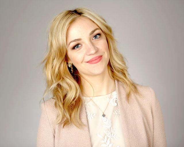 Abby Elliott Net Worth 2024 - Atlanta Celebrity News