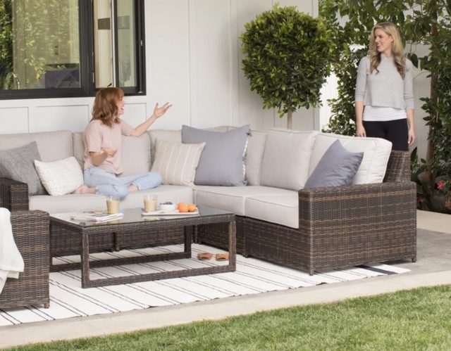5 Tips for Buying Your First Outdoor Furniture - Atlanta Celebrity News
